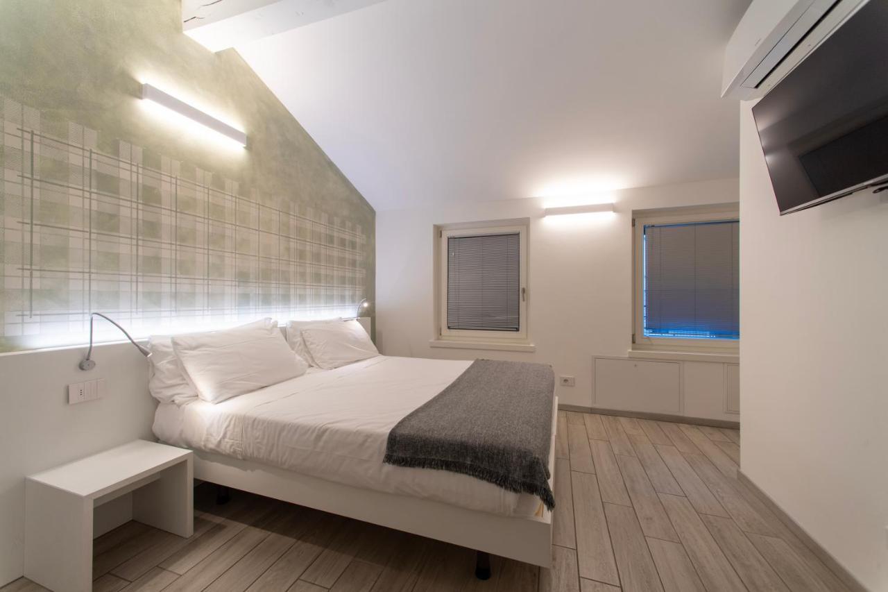 Cityu - Grazioli 27 Trento Centro Con Parcheggio Privato Gratuito Εξωτερικό φωτογραφία