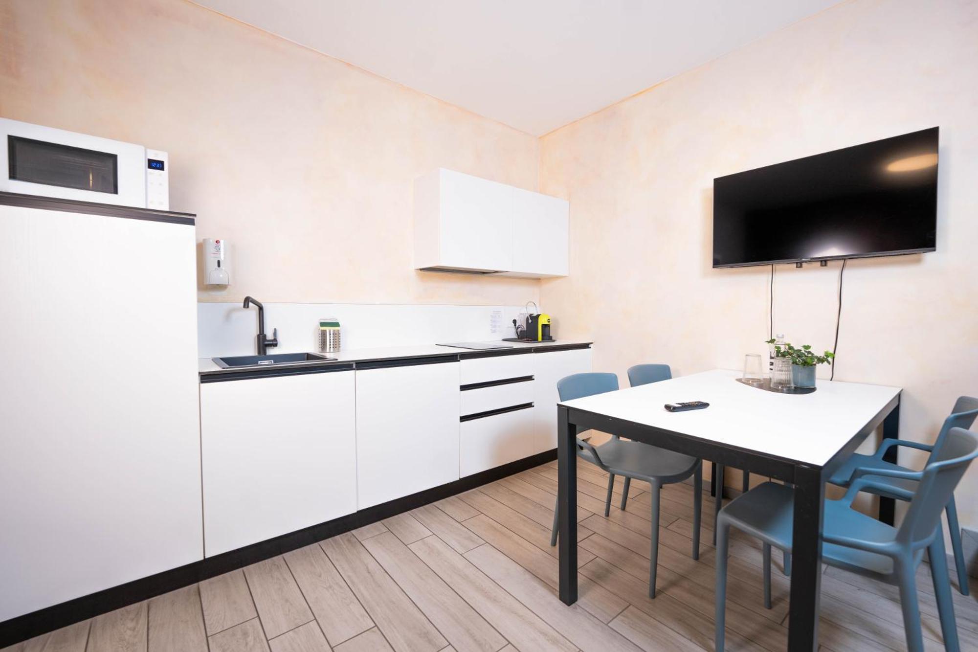 Cityu - Grazioli 27 Trento Centro Con Parcheggio Privato Gratuito Εξωτερικό φωτογραφία
